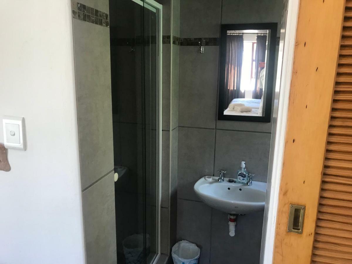 Towerzicht Guest House Ladismith Kültér fotó