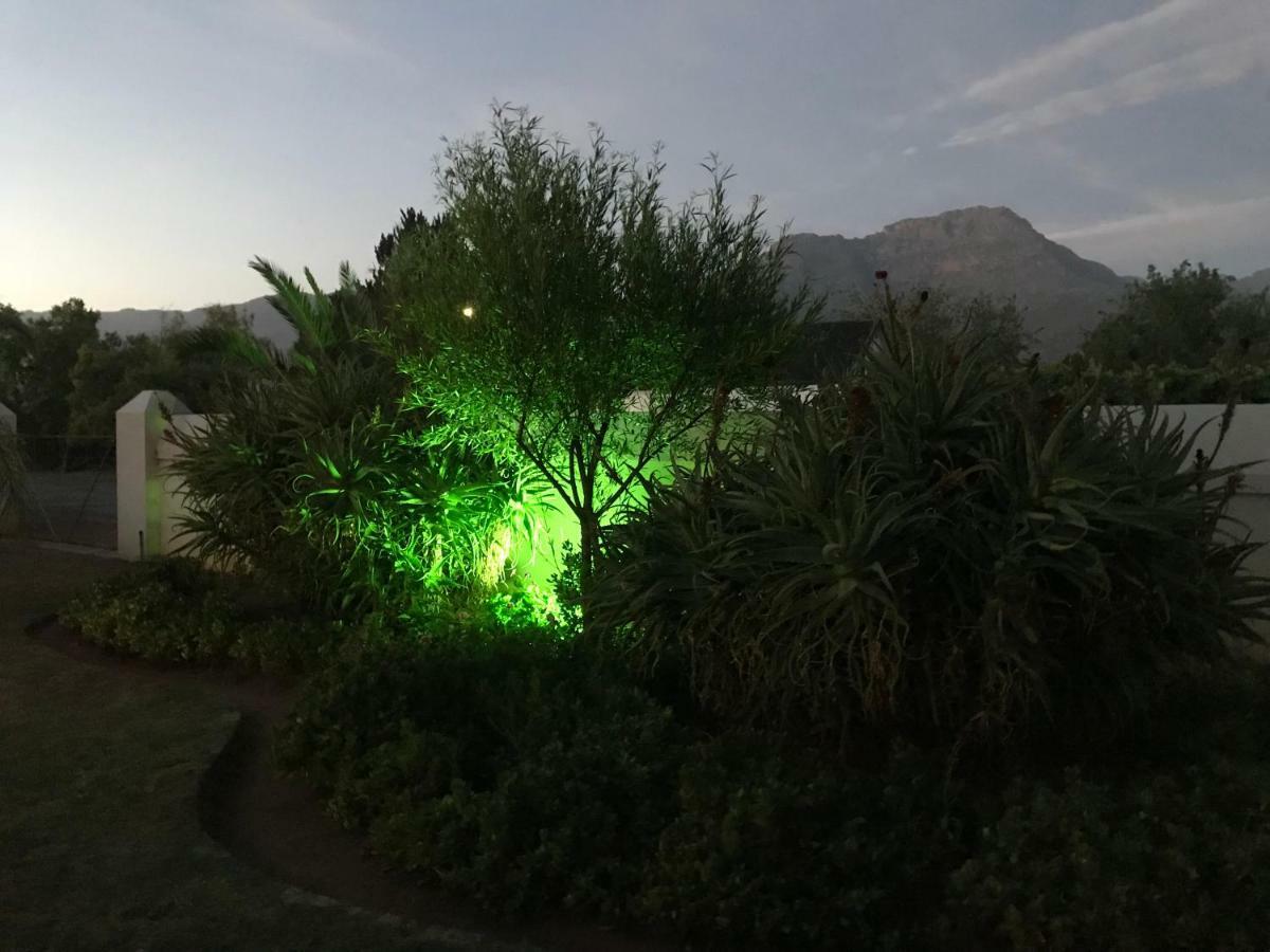 Towerzicht Guest House Ladismith Kültér fotó