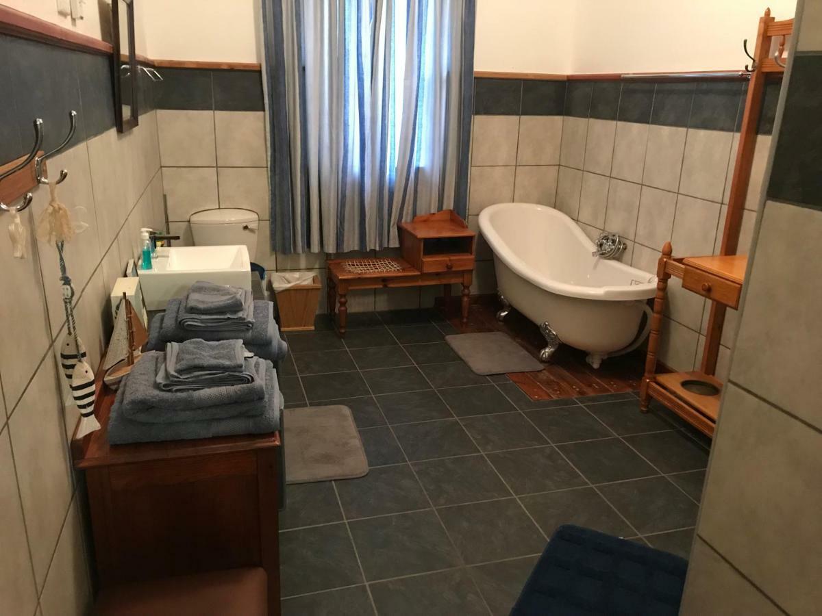 Towerzicht Guest House Ladismith Kültér fotó